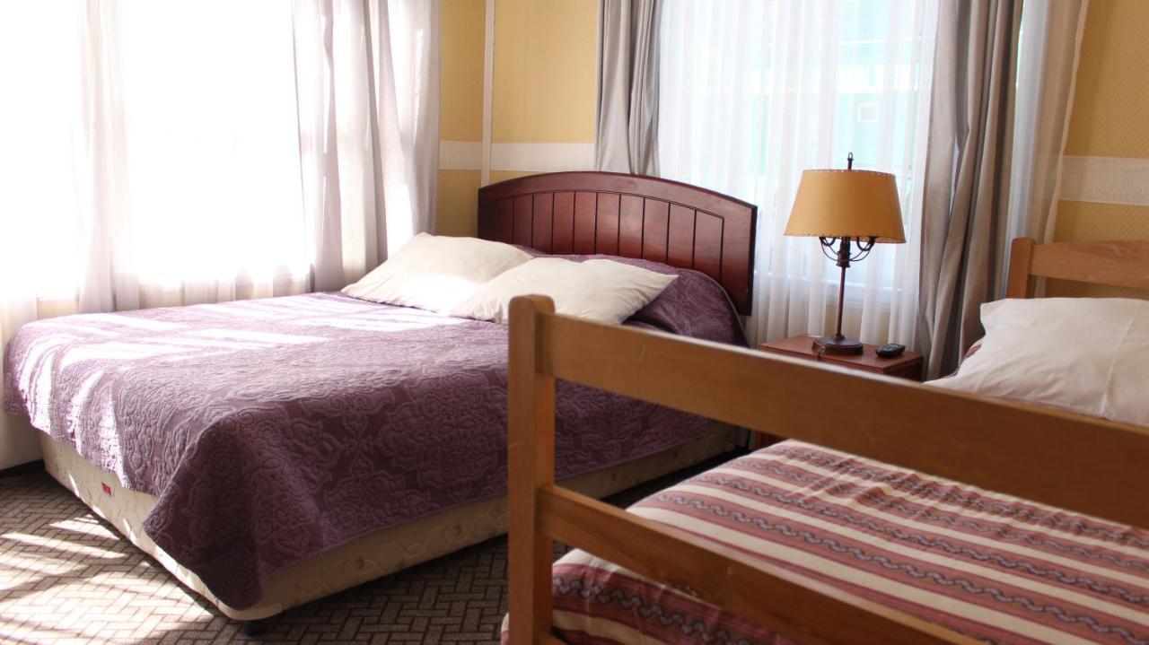 Antiguos Bed And Breakfast Puerto Natales Eksteriør bilde