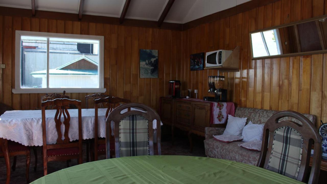 Antiguos Bed And Breakfast Puerto Natales Eksteriør bilde