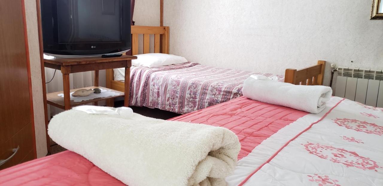 Antiguos Bed And Breakfast Puerto Natales Eksteriør bilde